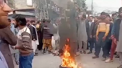 പാകിസ്ഥാനിലെ വിദ്യാഭ്യാസ നയങ്ങള്‍ക്കെതിരെ പ്രതിഷേധം; പാക് അധീന കശ്മീരില്‍ ജെന്‍ സീ പ്രക്ഷോഭം കലുഷിതമാകുന്നു