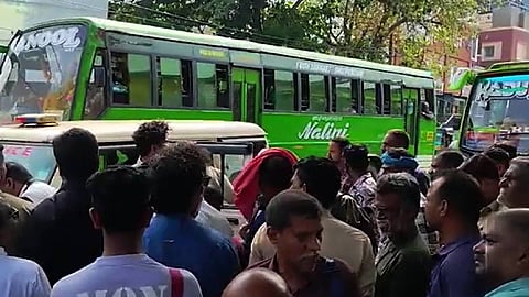 സംഘർഷ സ്ഥലത്തുനിന്നും