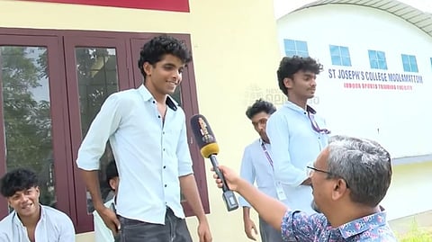 വിദ്യാർഥികളുടെ തെരഞ്ഞെടുപ്പ് നിലപാടുകൾ, രാഷ്ട്രീയ കാഴ്ചപ്പാടുകൾ; മൂലമറ്റം സെന്റ് ജോസഫ്സ് കോളേജിലെ പൂക്കിവോട്ടർമാർ പറയുന്നതിങ്ങനെ..