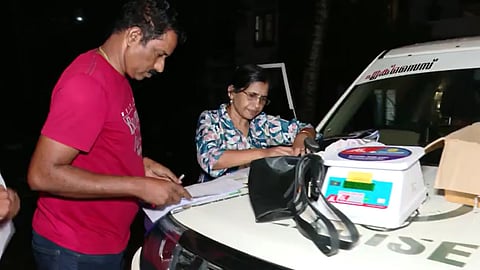 മൂന്ന് മാസത്തിനിടെ പിടികൂടിയത് നാല് കോടിയുടെ ഹാഷിഷ് ഓയിൽ; കൊച്ചിയിലെത്തിക്കുന്നത് ന്യൂ ഇയർ പാർട്ടികൾ ലക്ഷ്യമിട്ട്