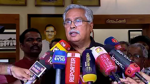 സ്ത്രീയെ ഉപഭോഗ വസ്തുവായി ആര് കണ്ടാലും തെറ്റ്:
രാഹുൽ തെറ്റ് നിരന്തരം ആവർത്തിക്കുന്ന ഒരാൾ; ബിനോയ് വിശ്വം