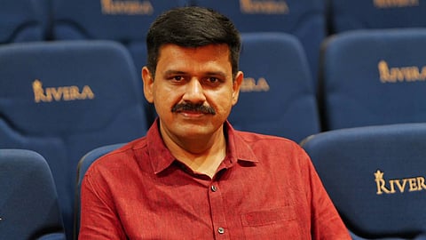 'നീതിയാണ് വലുത്, സ്ത്രീകൾക്കു വേണ്ടി പോരാട്ടം തുടരും'; രാഹുലിനെ തള്ളി സന്ദീപ് വാര്യരും