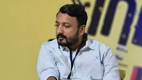 
രാഹുലിന് ജാമ്യം അനുവദിച്ചാൽ 
സാക്ഷികളെ സ്വാധീനിക്കാനും 
തെളിവുകൾ നശിപ്പിക്കാനും സാധ്യത;
കോടതി ഉത്തരവിൽ 
ഗുരുതര പരാമർശങ്ങൾ