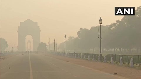 വളരെ മോശം; ഡല്‍ഹിയില്‍ വായു നിലവാരം ഗുരുതരമായി തുടരുന്നു 