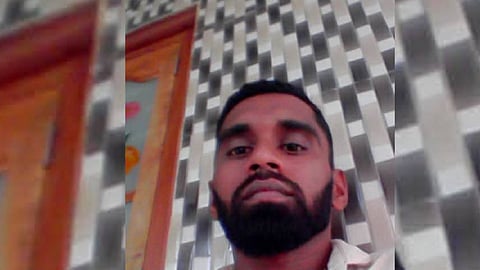 കോഴിക്കോട് ഭർത്താവ് ഭാര്യയെ വെട്ടിപ്പരിക്കേൽപ്പിച്ചു; യുവതിയുടെ നില അതീവ​ഗുരുതരം