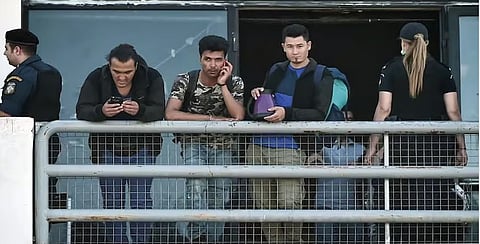US Tells Afghan Migrants to Report on holydays