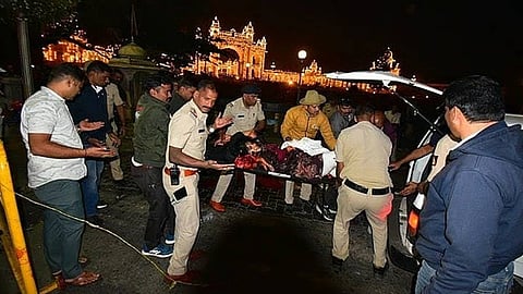 മൈസൂരിൽ ഹീലിയം ഗ്യാസ് പൊട്ടിത്തെറിച്ചുണ്ടായ അപകടം: മരിച്ചവരുടെ എണ്ണം മൂന്നായി