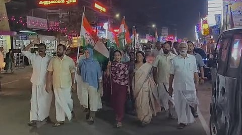 ഡിസിസിയെ വെല്ലുവിളിച്ച് മറ്റത്തൂരിൽ വിമതരുടെ പ്രകടനം; പ്രതിഷേധ പരിപാടി സംഘടിപ്പിച്ചത് ടി.എം. ചന്ദ്രൻ അടക്കമുള്ള നേതാക്കൾ