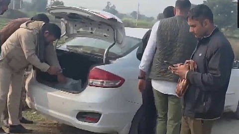 ന്യൂ ഇയർ ആഘോഷങ്ങൾക്കിടെ രാജസ്ഥാനിൽ സുരക്ഷാ ഭീഷണി; സ്ഫോടക വസ്തുക്കൾ നിറച്ച കാർ പിടിച്ചെടുത്തു