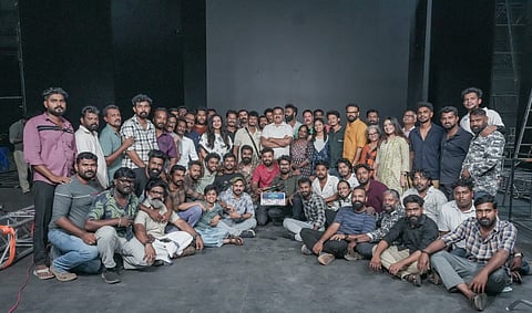 'ഇറ്റ്സ് എ മെഡിക്കൽ മിറക്കിൾ' പാക്കപ്പ്