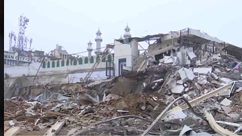 ഡല്‍ഹി തുര്‍ക്ക്മാന്‍ ഗേറ്റില്‍ അപ്രതീക്ഷിത ഒഴിപ്പിക്കല്‍; പ്രദേശത്ത് സംഘര്‍ഷം 