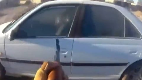 പ്രക്ഷോഭത്തിനിടെ ഇറാനിൽ പൊലീസുകാരനെ കാറിൽ പിന്തുടർന്ന് വെടിവച്ചു കൊലപ്പെടുത്തി