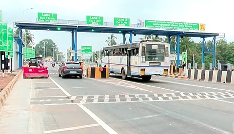 കാസര്‍ഗോഡ് ദേശീയപാതയില്‍ ടോള്‍ പിരിവ് തുടങ്ങാന്‍ നിര്‍മാണ കമ്പനി; പ്രതിഷേധത്തിനൊരുങ്ങി പ്രദേശവാസികള്‍