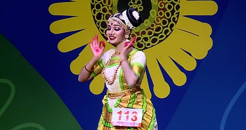 കലാപൂരത്തിൻ്റെ രണ്ടാം ദിനം; ഇന്ന് ഗ്ലാമർ ഇനങ്ങൾ വേദിയിൽ