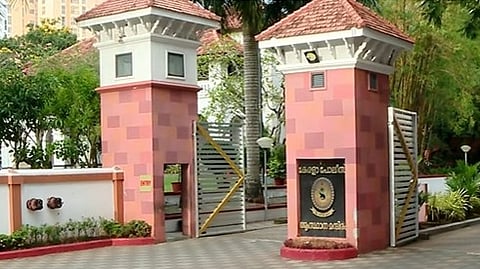 പൊലീസ് തലപ്പത്ത് അഴിച്ചുപണി, ബെറ്റാലിയൻ ഡിഐജിയായി ഹരിശങ്കർ; ഐജി കാളിരാജ് മഹേഷ് കുമാർ കൊച്ചി സിറ്റി പൊലീസ് കമ്മീഷണറാകും