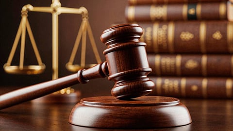 ജീവനാംശം കൊടുക്കാതിരിക്കാൻ ജോലി രാജിവച്ചു; അവസാനം കനേഡിയൻ പൗരന് കോടതി വിധിച്ചത് 4 കോടി നഷ്ട പരിഹാരം