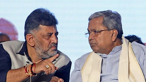 ആരാണ് 'ഡികെ, ഡികെ' എന്ന്  വിളിക്കുന്നത്?" ജനങ്ങളോട് ക്ഷുഭിതനായി സിദ്ധരാമയ്യ