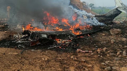 നാലോ അഞ്ചോ തവണ വിമാനം പൊട്ടിത്തെറിച്ചു; അജിത് പവാറിന്റെ അപകട മരണത്തില്‍ ദൃക്‌സാക്ഷികള്‍ 