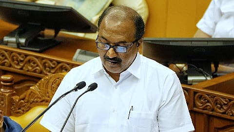 റോഡ് അപകടങ്ങളിൽപ്പെട്ടവർക്ക് ആദ്യ അഞ്ച് ദിവസം സൗജന്യ ചികിത്സ, കാരുണ്യക്ക് പുറത്തുള്ളവർക്ക് പുതിയ ഇൻഷൂറൻസ്; ആരോ​​ഗ്യ മേഖലയ്ക്ക് കൈത്താങ്ങായി ബജറ്റ്