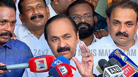 തരൂർ കോൺഗ്രസിൻ്റെ അഭിമാനം; 140 മണ്ഡലങ്ങളിലും തരൂരിൻ്റെ മുഖം ഉണ്ടാകും: വി.ഡി. സതീശൻ  