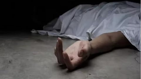 കോട്ടയത്ത് കമിതാക്കൾ ഹോട്ടൽ മുറിയിൽ മരിച്ച നിലയിൽ