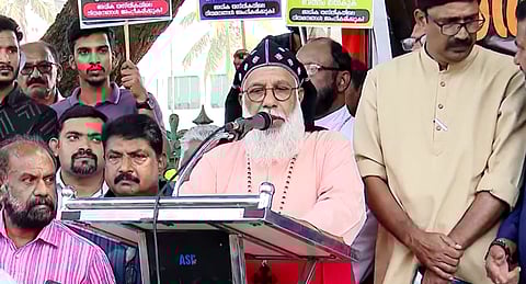 "സർക്കാരിൻ്റേത് ക്രൂര സമീപനം, അധ്യാപകർ അതിഥി തൊഴിലാളികളല്ല"; ഭിന്നശേഷി സംവരണത്തിൽ സംസ്ഥാന സർക്കാരിനെതിരെ ആഞ്ഞടിച്ച്  ക്ലീമിസ് കാതോലിക്കാ ബാവ