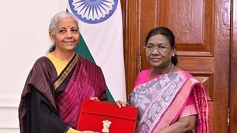 ഇത്തവണത്തേത് രാജ്യത്തെ ആദ്യ ഞായറാഴ്ച ബജറ്റാണോ? ഫെബ്രുവരി 1 പാരമ്പര്യത്തെക്കുറിച്ച് അറിയാം...