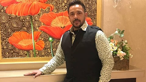 പഞ്ചാബിൽ ആംആദ്മി പാർട്ടി നേതാവ് ലക്കി ഒബ്റോയ് കാറിനുള്ളിൽ വെടിയേറ്റ് മരിച്ചു