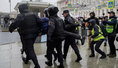 റഷ്യയിലെ മെഡിക്കല്‍ കോളേജ് ഹോസ്റ്റലില്‍ കത്തിയുമായി എത്തി 15കാരന്റെ ആക്രമണം; നാല് ഇന്ത്യന്‍ വിദ്യാര്‍ഥികള്‍ക്ക് പരിക്കേറ്റു