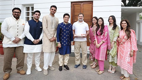 രാഹുൽ ഗാന്ധിക്കൊപ്പമുള്ള സച്ചിൻ്റെ വൈറൽ ഫോട്ടോ