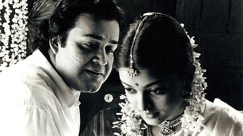 മോഹൻലാലും ഐശ്വര്യ റായ്‌യും 'ഇരുവർ' സിനിമയിൽ