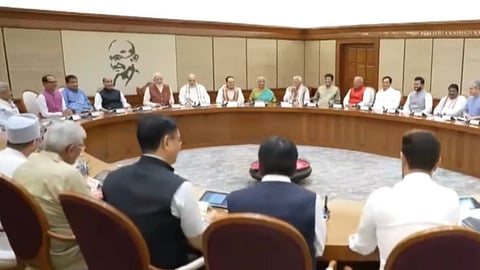 ഇനി കേരള അല്ല 'കേരളം'; ബില്ലിന് കേന്ദ്ര മന്ത്രിസഭാ അംഗീകാരം