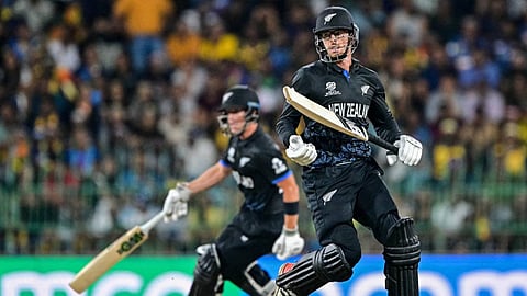 കൊളംബോയില്‍ കിവീസിന്റെ ലങ്കാ ദഹനം; സെമി കാണാതെ ആതിഥേയര്‍ പുറത്ത് 