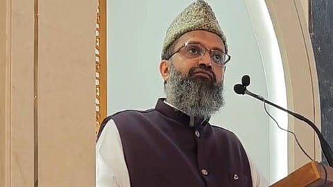 ഇതാണ് റിയൽ കേരള സ്റ്റോറി: 'ആറ്റുകാൽ പൊങ്കാലയ്ക്ക് വരുന്ന ഭക്തരെ സ്വീകരിക്കണം, വിശ്രമിക്കാൻ വീടുകളും മസ്ജിദുകളും തുറന്നു കൊടുക്കണം'; ആഹ്വാനവുമായി പാളയം പള്ളി ഇമാം