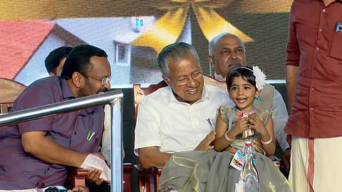 ദി റിയൽ കേരളാ സ്റ്റോറി; വയനാട് ടൗണ്‍ഷിപ്പ് നാടിന് സമര്‍പ്പിച്ച് മുഖ്യമന്ത്രി