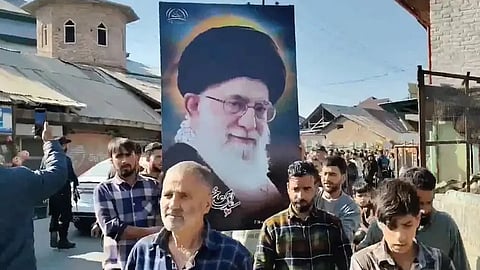 Crowd Protest in Kashmir on Khamenei Death turned to clash with police 