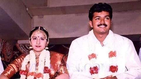 വിജയ്‌യും ഭാര്യ സംഗീത സ്വർണലിംഗവും