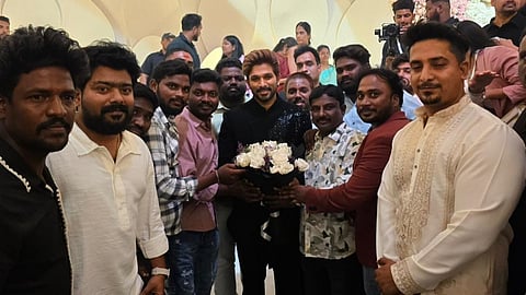 ആരാധകരെ മറക്കാതെ അല്ലു അർജുൻ; സഹോദരന്റെ വിവാഹ വിരുന്നിലേക്ക് പ്രത്യേക ക്ഷണം 