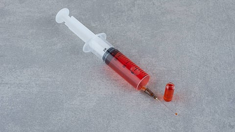 വിവാഹത്തില്‍ നിന്ന് പിന്മാറി; യുവതിയുടെ ശരീരത്തില്‍ എച്ച്‌ഐവി ബാധിത രക്തം കുത്തിവെച്ച് യുവാവ് 