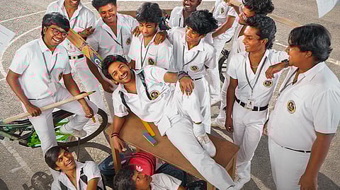 കെൻ കരുണാസ് ചിത്രം 'യൂത്ത്'