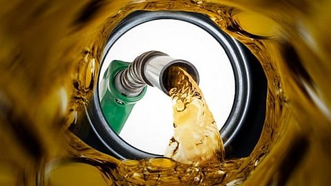 പശ്ചിമേഷ്യൻ സംഘർഷം: പെട്രോൾ,ഡീസൽ വില വർധിപ്പിച്ച് സ്വകാര്യ ഇന്ധന കമ്പനി നയാര