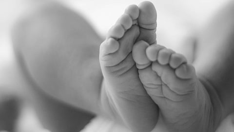 തിരുവനന്തപുരം മെഡിക്കൽ കോളേജ് പരിസരത്ത് ബാഗില്‍ നവജാത ശിശുവിന്റെ മൃതദേഹം; അന്വേഷണം ആരംഭിച്ച് പൊലീസ്  