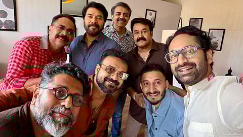 ഫഹദ് ഫാസിലിന്റെ 'പേട്രിയറ്റ് സെൽഫി'