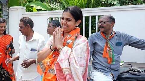 അഞ്ജലി നായർ