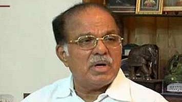 "ജമാഅത്തെ ഇസ്ലാമിയെ എൽഡിഎഫ് വർഗീയ ചാപ്പ കുത്തുന്നു"; ഇടതുപക്ഷത്തിനെതിരെ ആഞ്ഞടിച്ച് പി.ജെ. കുര്യൻ