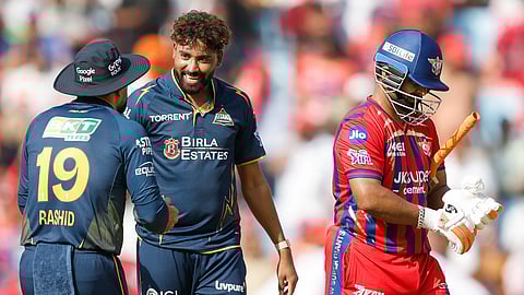 Gujarat Titans beat Lucknow Super Giants by 7 wickets
