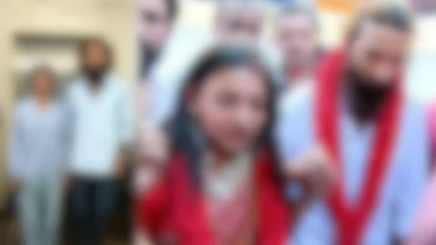 കുംഭമേള വൈറൽ പെൺകുട്ടിയെ കണ്ടെത്താനായില്ല; മധ്യപ്രദേശ് പൊലീസ് തിരിച്ചുപോയി