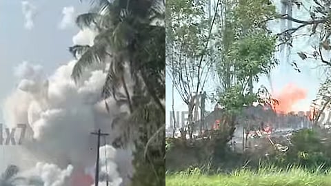 തൃശൂരിൽ വെടിക്കെട്ട് പുരയിൽ  സ്ഫോടനം