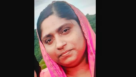 കായംകുളത്തെ യുവതിയുടെ മരണം പാമ്പുകടിയേറ്റ് തന്നെ; പ്രാഥമിക പോസ്റ്റുമോര്‍ട്ടം
റിപ്പോര്‍ട്ട് പുറത്ത് 