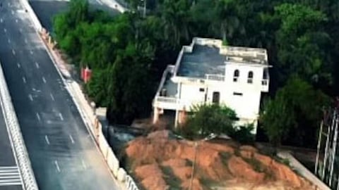 Nail House on Delhi-Dehradun Expressway